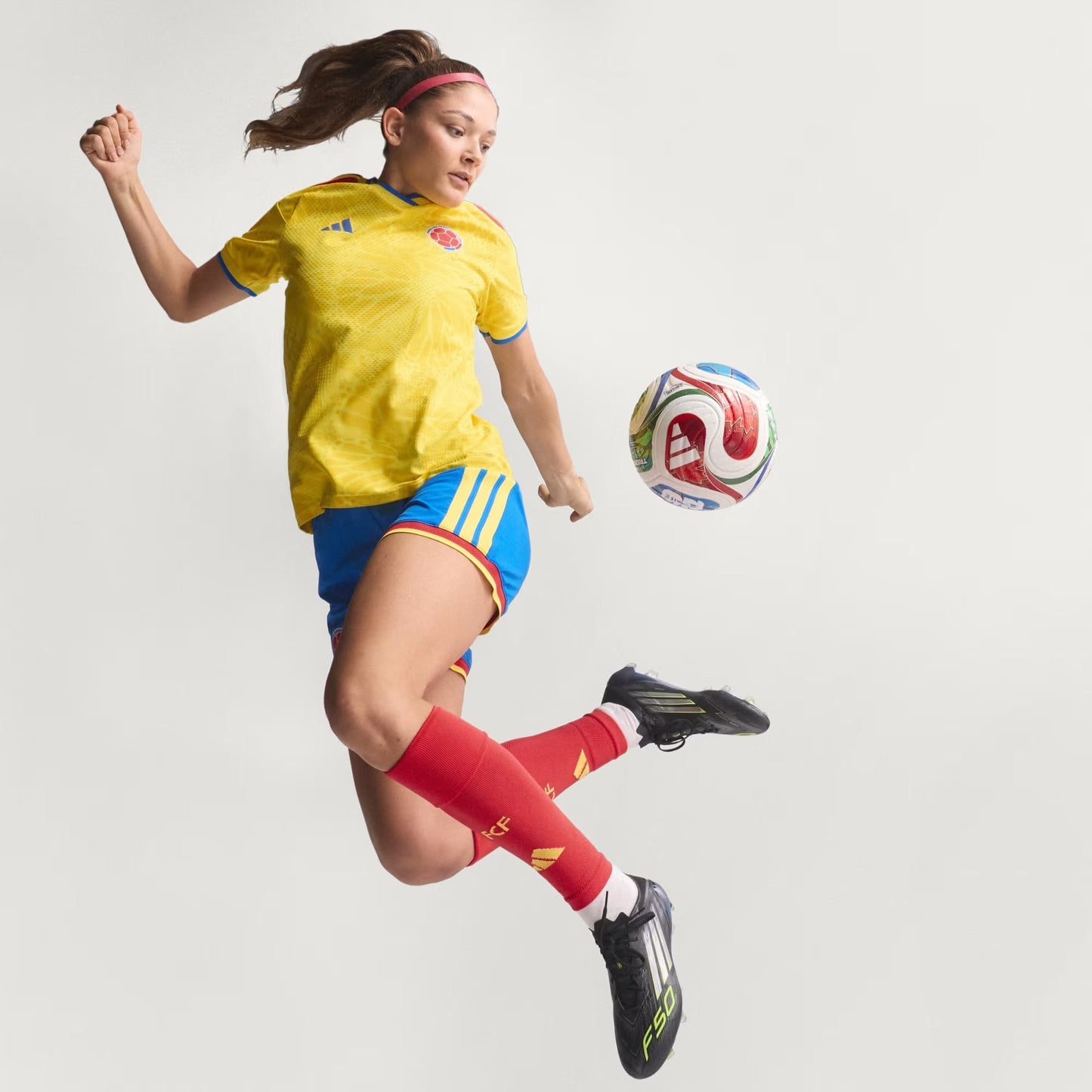 CAMISETA SELECCION COLOMBIA 2026 + OBSEQUIO TROMPETA⚽